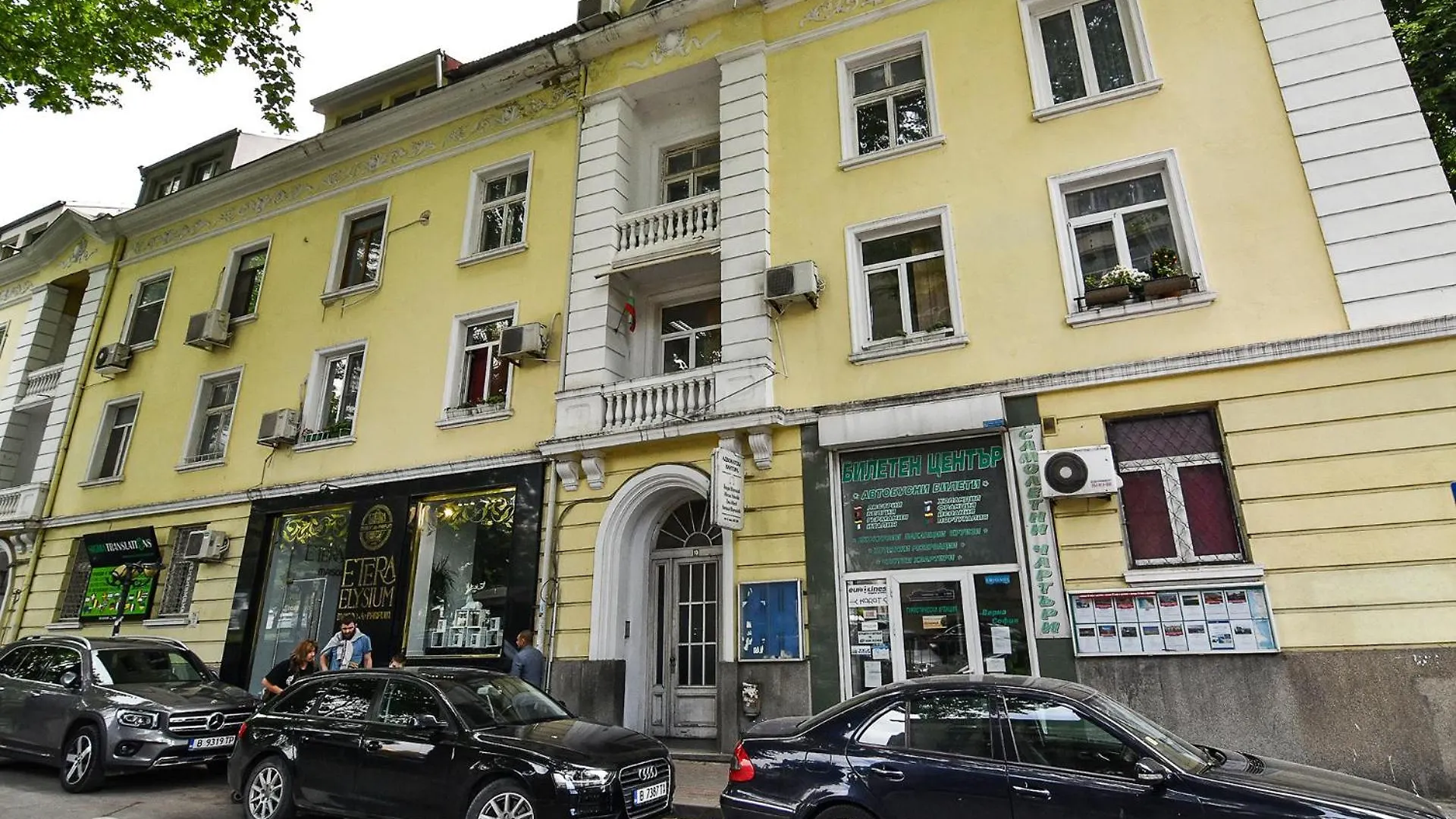 Cozy Nest Charming Loft In The Heart Of Varna